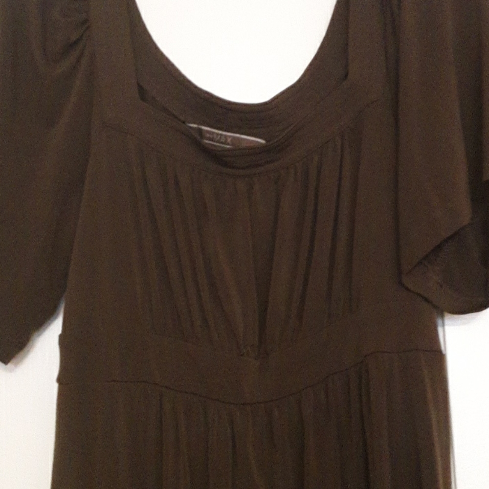 Dress - Picture 2 of 3